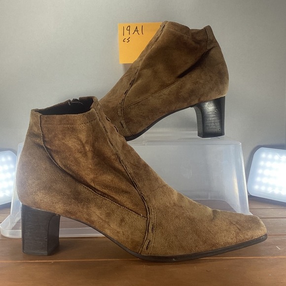 Franco Sarto Brown Suede Leather Zip Up Square Toe Block Heel Ankle Booties - Picture 2 of 9